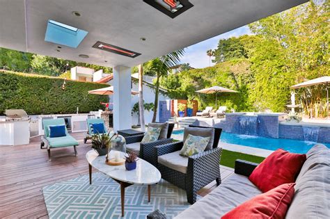 airbnb hollywood hills|luxury villa rental los angeles.